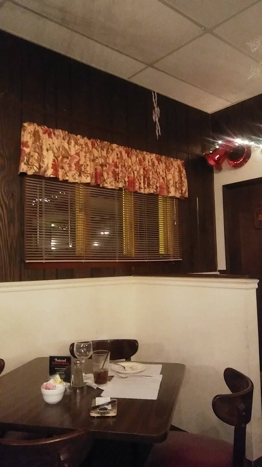 Wargos Restaurant & Tavern | restaurant | 308 E Jarrettsville Rd, Forest Hill, MD 21050, USA | 4108799747 OR +1 410-879-9747