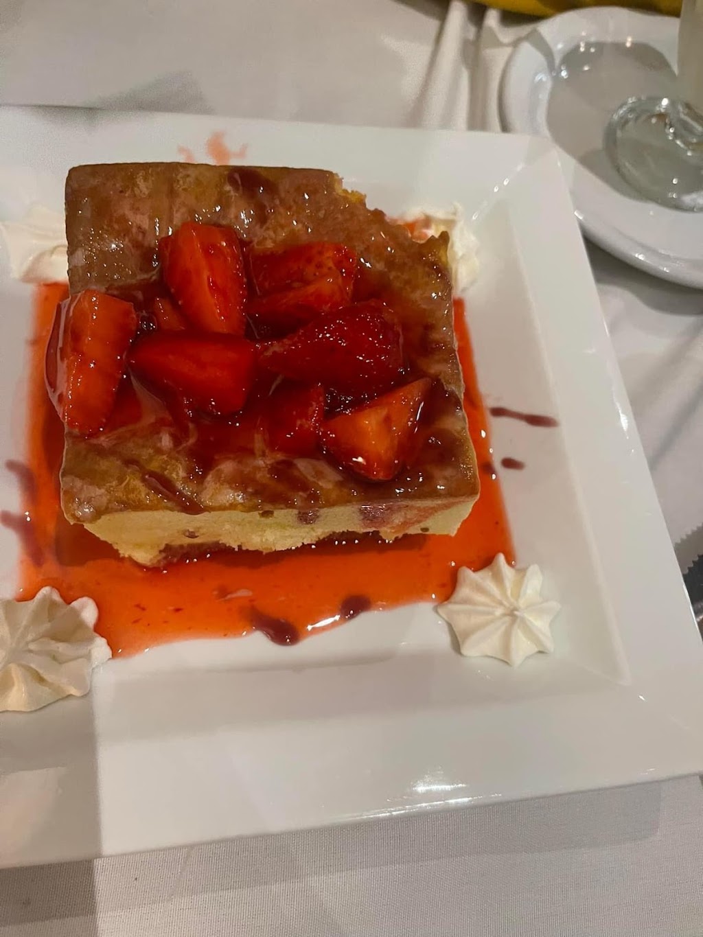 Recline & Dine | restaurant | 8050 Dexter Rd, Cordova, TN 38016, USA | 9012211219 OR +1 901-221-1219