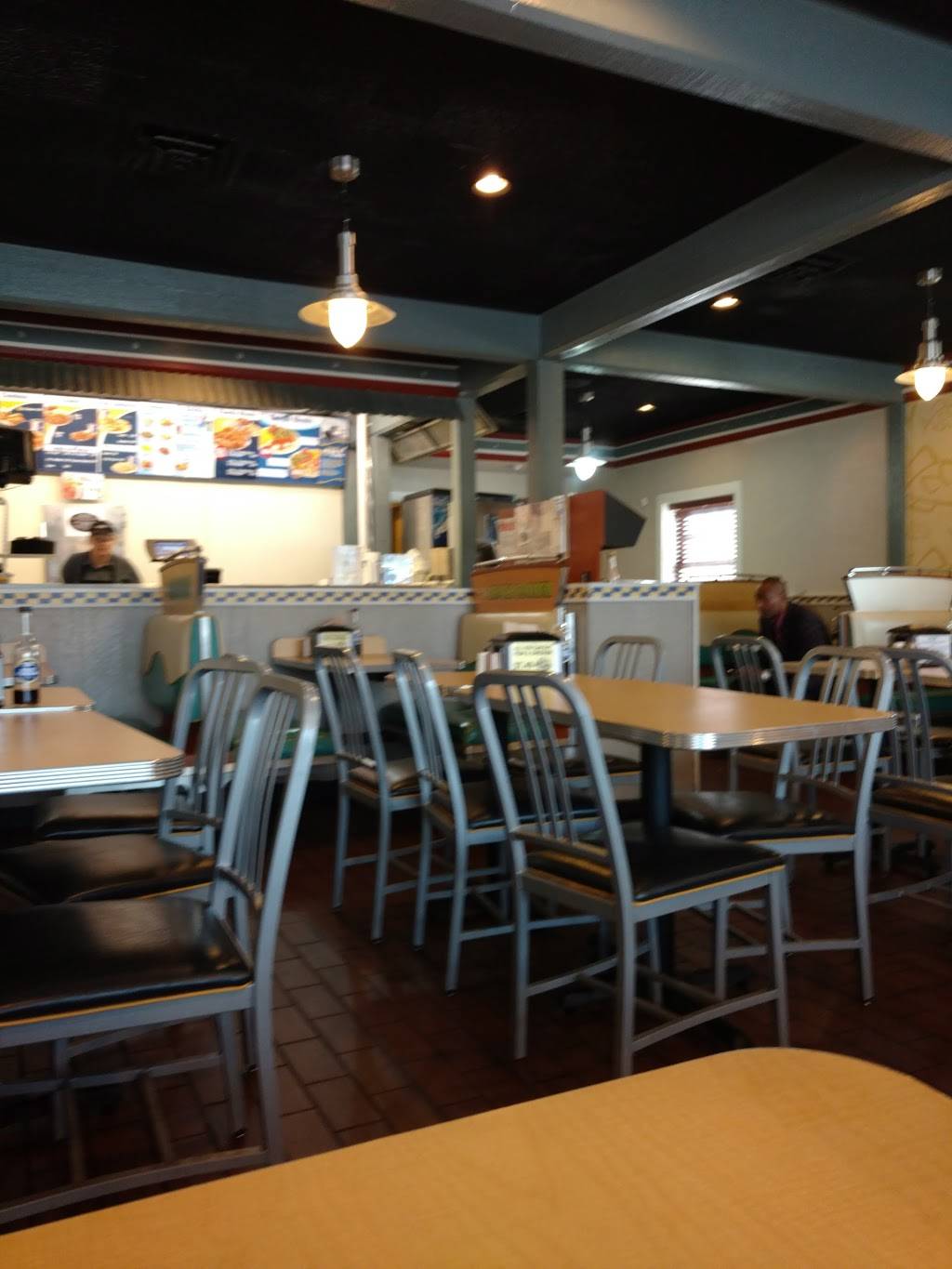 Long John Silvers | restaurant | 2520 Romig Rd, Akron, OH 44320, USA | 3307458905 OR +1 330-745-8905