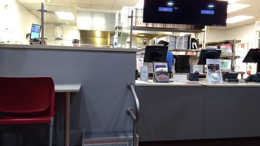 Dominos Pizza | meal delivery | 235 Chauncy St, Mansfield, MA 02048, USA | 5085434133 OR +1 508-543-4133