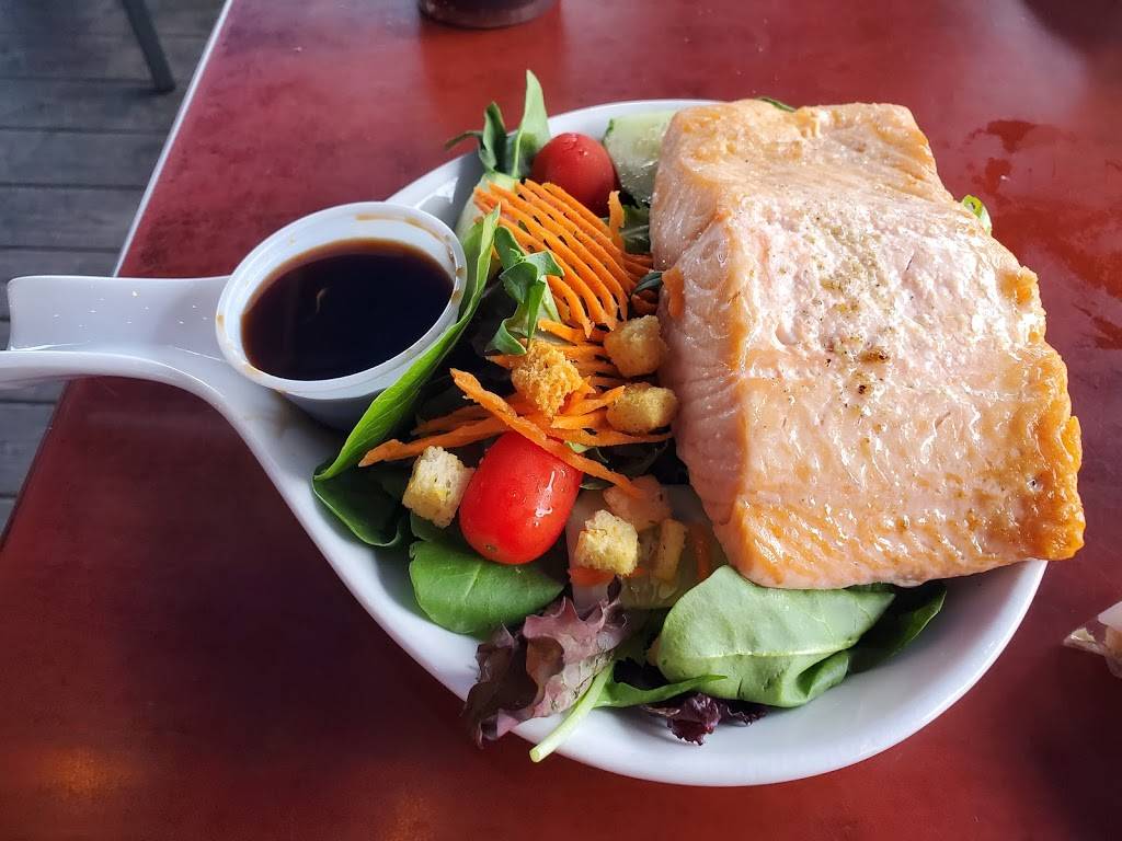 Skipper Restaurant and Chowder House | restaurant | 152 S Shore Dr, South Yarmouth, MA 02664, USA | 5083947406 OR +1 508-394-7406