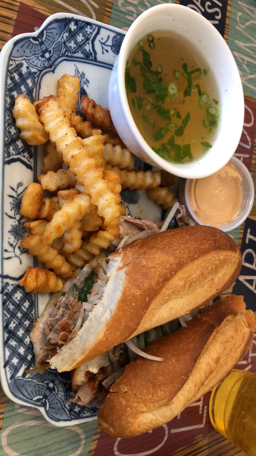 Linh Thys Kitchen | restaurant | 12192 Brookhurst St, Garden Grove, CA 92840, USA | 7145309797 OR +1 714-530-9797