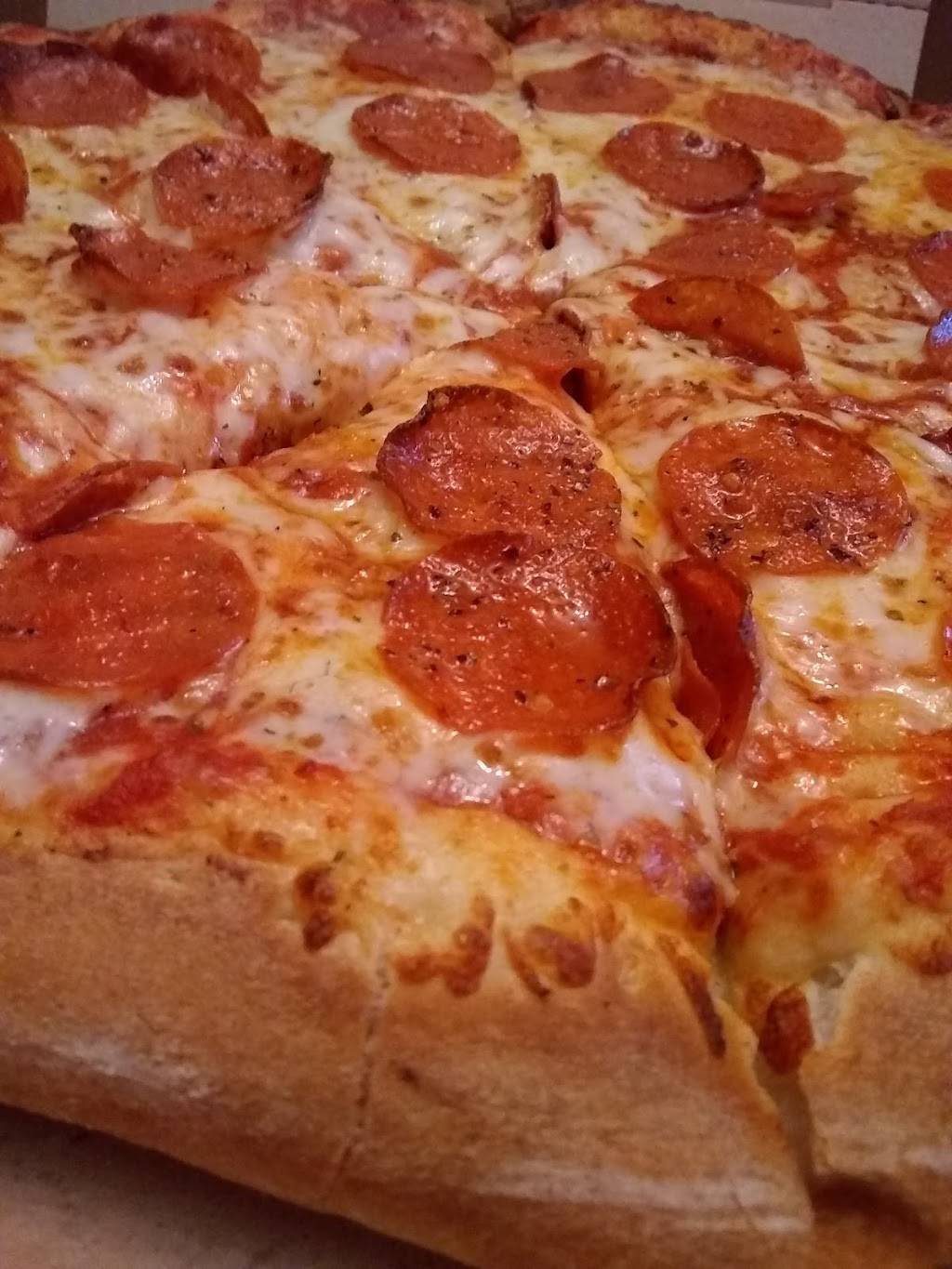 Pizza Patron | meal takeaway | 10081 Lake June Rd, Dallas, TX 75217, USA | 9722851300 OR +1 972-285-1300