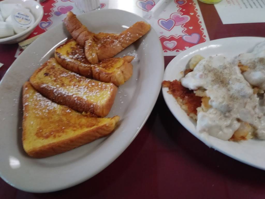 Astoria Diner | restaurant | 1900 W Market St, York, PA 17404, USA | 7178460620 OR +1 717-846-0620