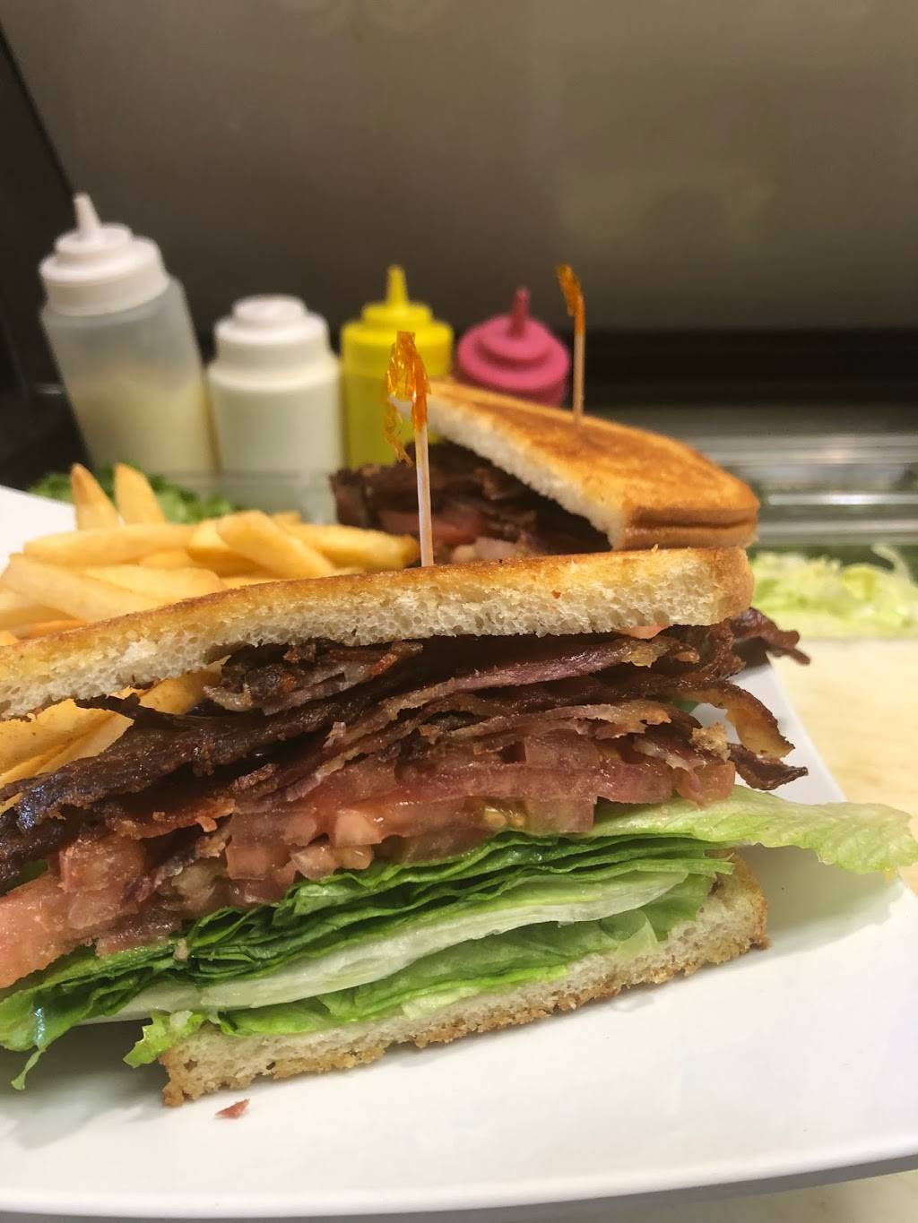 BluFig | bakery | 20672 Lake Forest Dr A, Lake Forest, CA 92630, USA | 9492883160 OR +1 949-288-3160