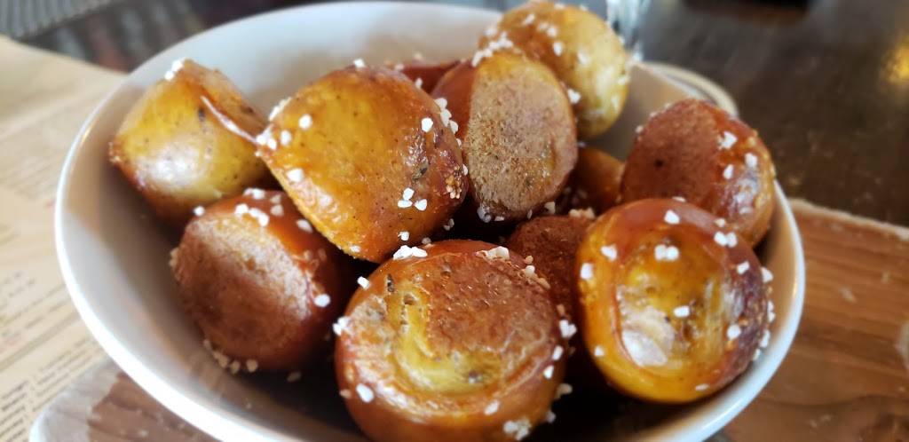 Ballast Point Brewing Little Italy | restaurant | 2215 India St, San Diego, CA 92101, USA | 6192557213 OR +1 619-255-7213