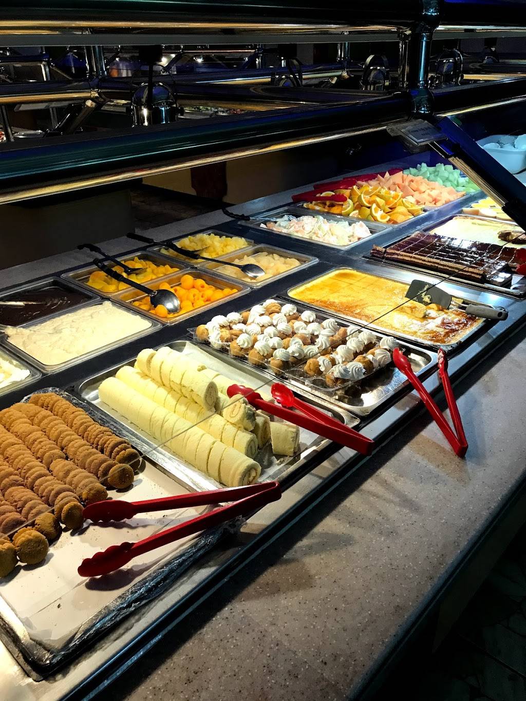 Crazy Buffet | restaurant | 7038 W Colonial Dr, Orlando, FL 32818, USA | 4075221688 OR +1 407-522-1688