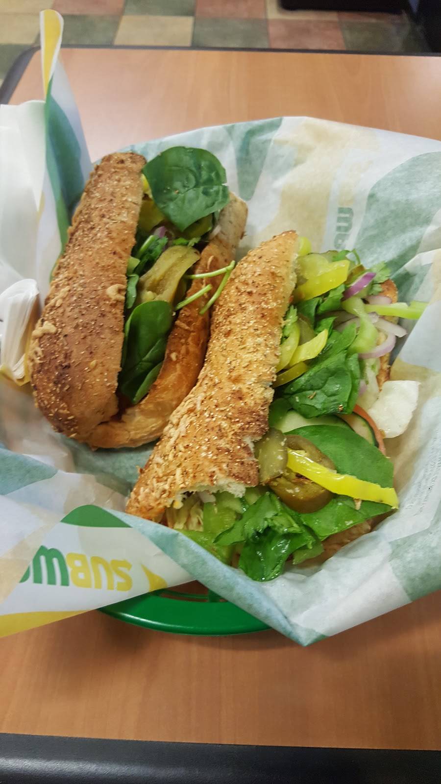 Subway Restaurants | restaurant | 3713 E South St, Long Beach, CA 90805, USA | 5626342469 OR +1 562-634-2469