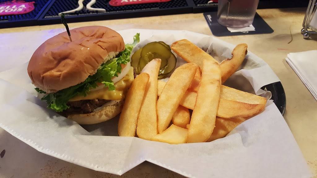 The Bambi Bar | restaurant | 2701 Bardstown Rd, Louisville, KY 40205, USA | 5024569635 OR +1 502-456-9635