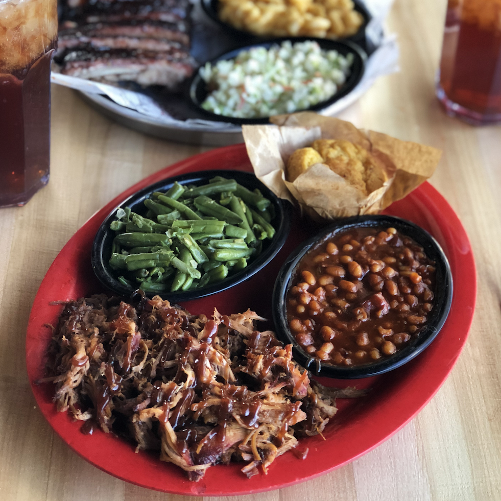 Sonnys BBQ | restaurant | 1001 St Patricks Drive, Perry, GA 31069, USA | 4782182100 OR +1 478-218-2100
