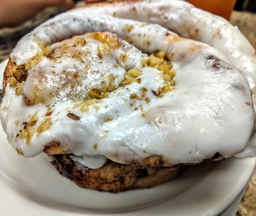 Cafe Amri | restaurant | 2000 Outlet Center Dr # 295, Oxnard, CA 93036, USA | 8059833026 OR +1 805-983-3026