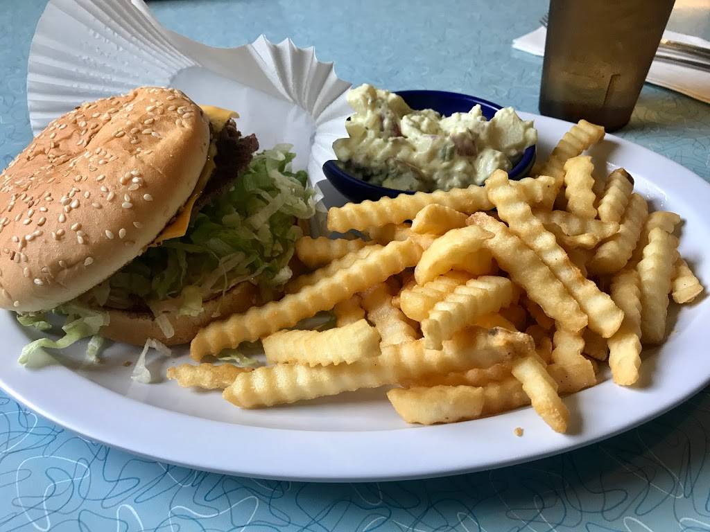 Burger Hut | cafe | 3345 Pacific Hwy, Hubbard, OR 97032, USA | 5039829268 OR +1 503-982-9268