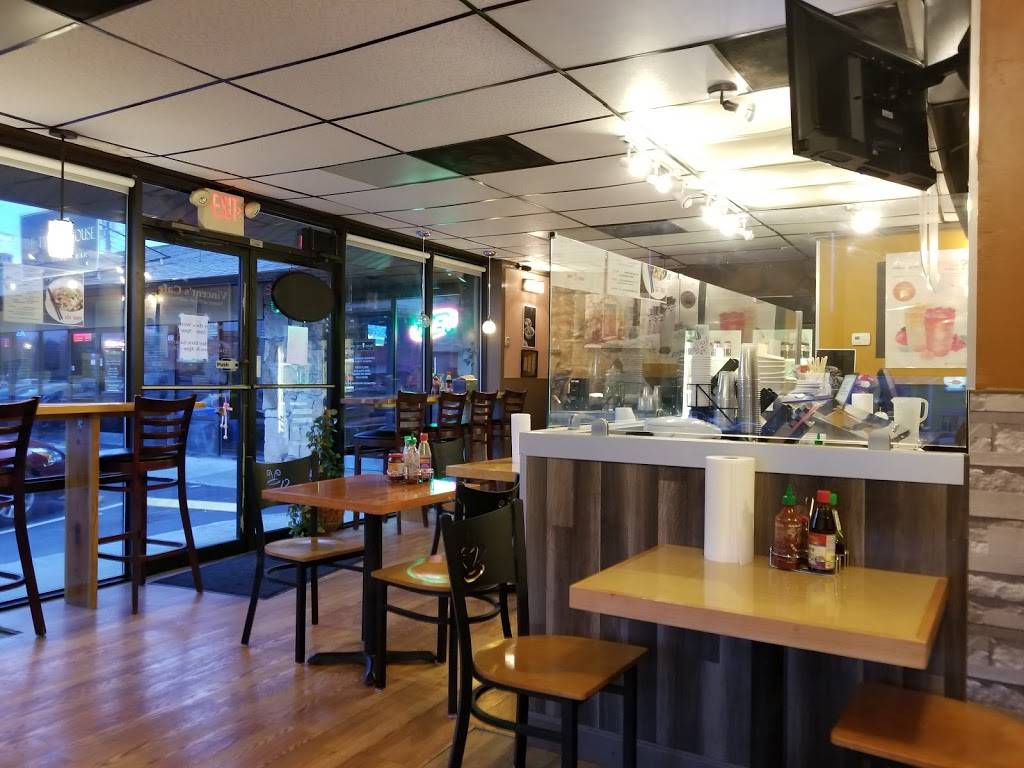 Vincent Cafe’s Phở House | restaurant | 815 Merchant Dr, Knoxville, TN 37912, USA | 8656885815 OR +1 865-688-5815