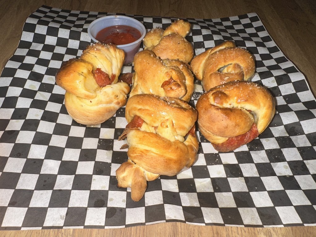 Paw Paw Inn | restaurant | 2588 Paw Paw Creek Rd, Rivesville, WV 26588, USA | 3042785700 OR +1 304-278-5700