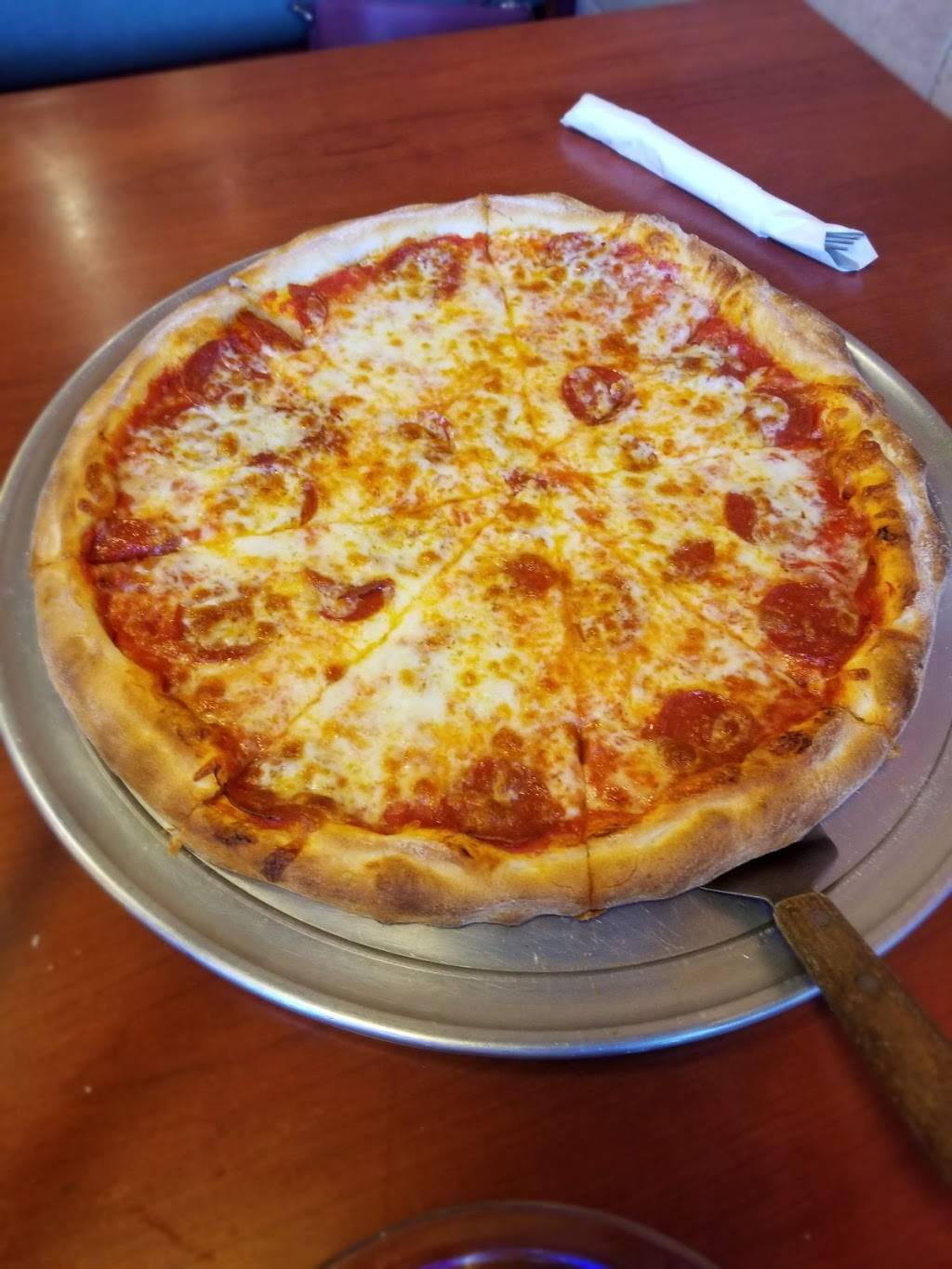 Stefanos | restaurant | 258 State St, Carthage, NY 13619, USA | 3154930400 OR +1 315-493-0400