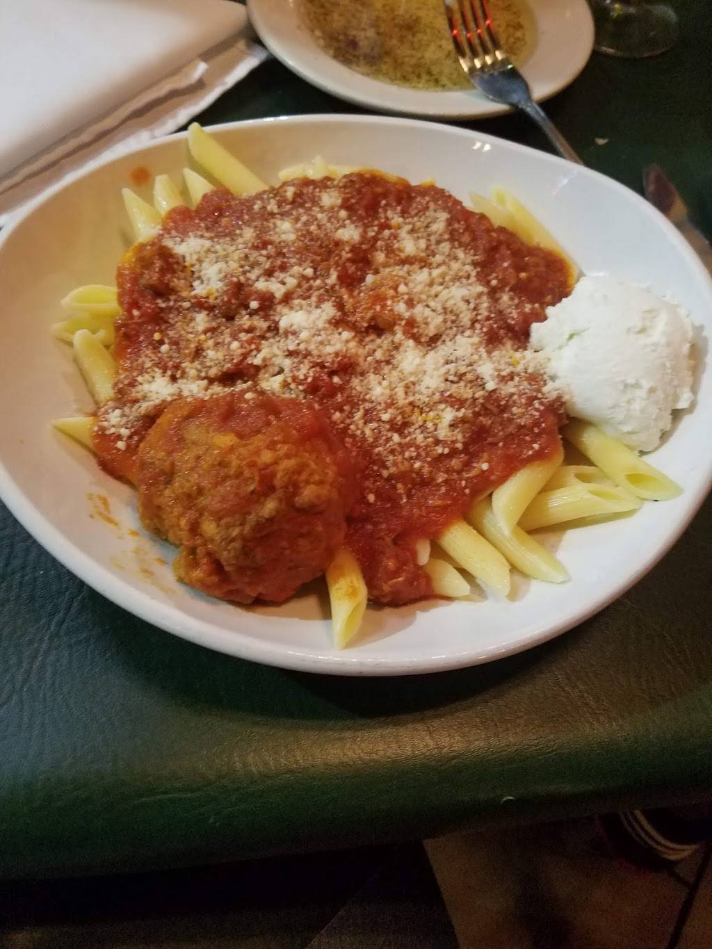 Mundis | Italian Restaurant | restaurant | 330 E Dania Beach Blvd, Dania Beach, FL 33004, USA | 9549271127 OR +1 954-927-1127