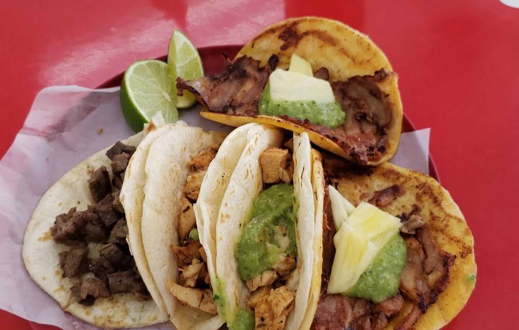 Chilangos Tacos | restaurant | 10777 Harry Hines Blvd ste 130, Dallas, TX 75220, USA | 2147829772 OR +1 214-782-9772