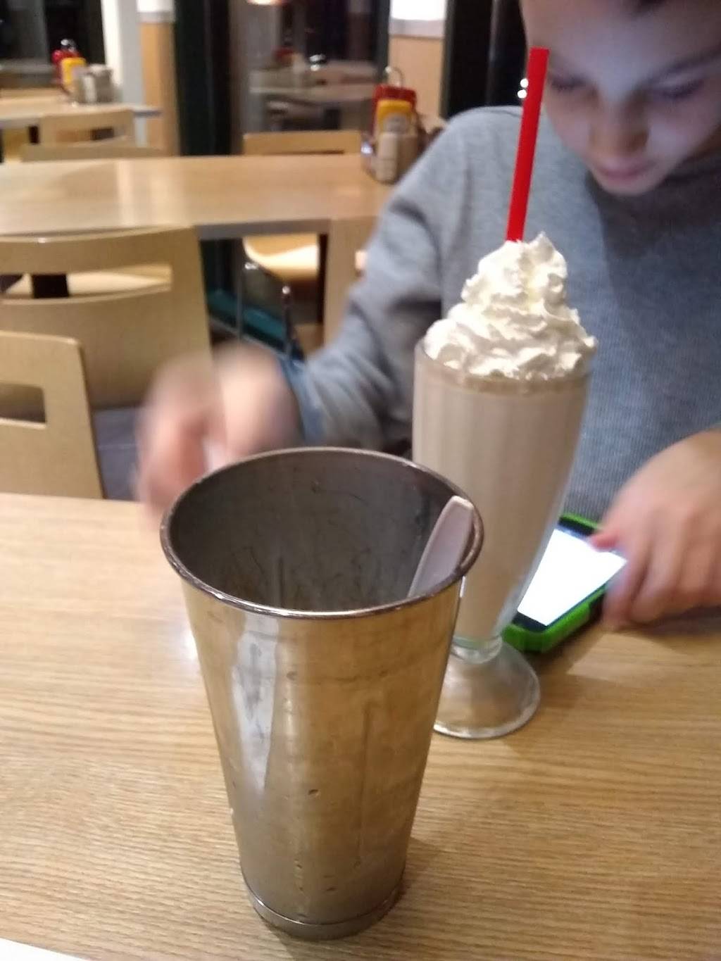 Smashburger | restaurant | 448 Mamaroneck Ave, Mamaroneck, NY 10543, USA | 9147773370 OR +1 914-777-3370