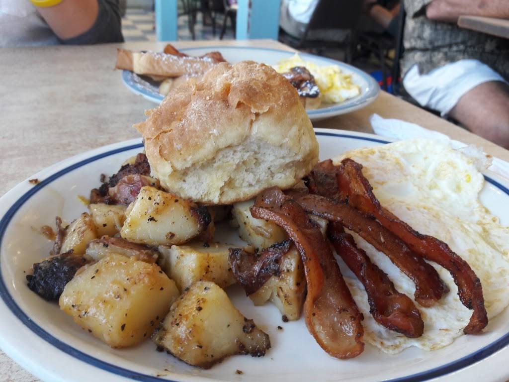 Wooden Spoon | restaurant | 7007 Overseas Hwy, Marathon, FL 33050, USA | 3057438383 OR +1 305-743-8383