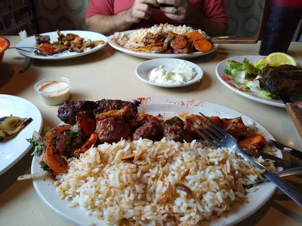 The Oven | restaurant | 4671 W Walton Blvd, Waterford Twp, MI 48329, USA | 2485997119 OR +1 248-599-7119