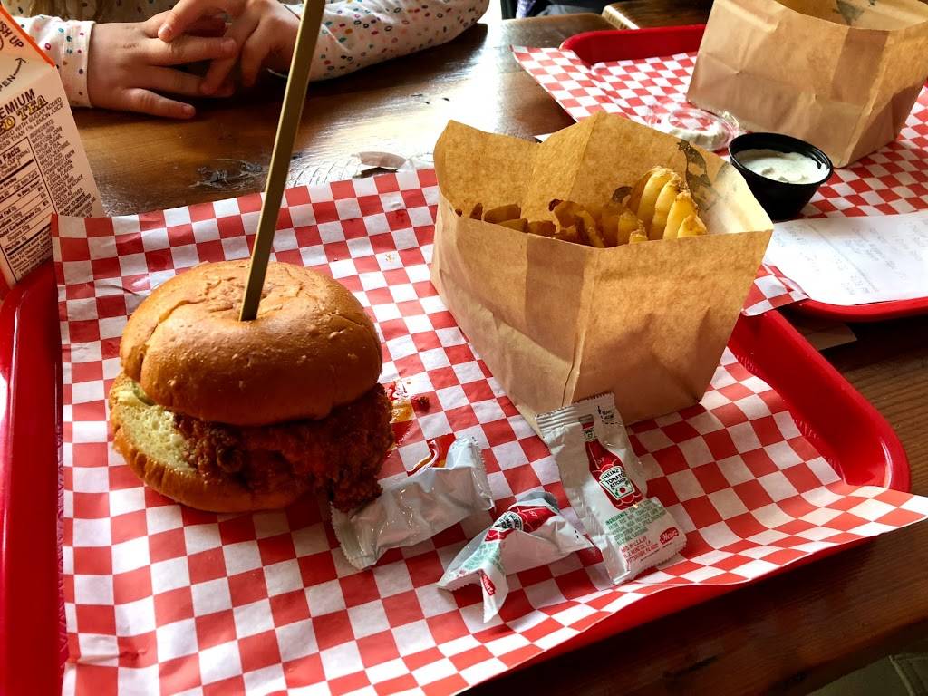 Bird On The Run | restaurant | 128 S Highland Ave, Pittsburgh, PA 15206, USA | 4124508915 OR +1 412-450-8915