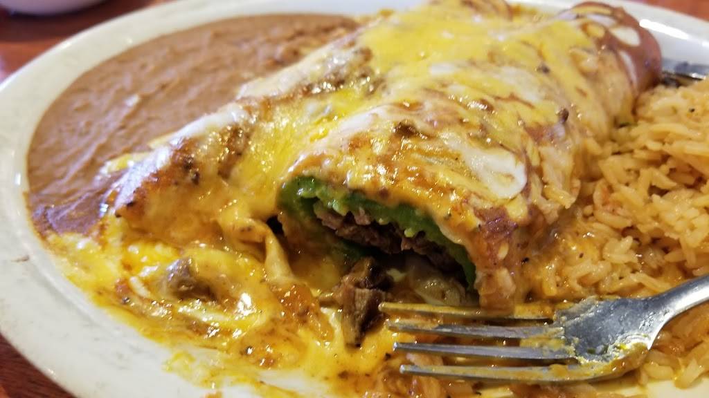 La Casona Mexican Restaurant & Cantina | restaurant | 10292 US-59, Wharton, TX 77488, USA | 9792822755 OR +1 979-282-2755