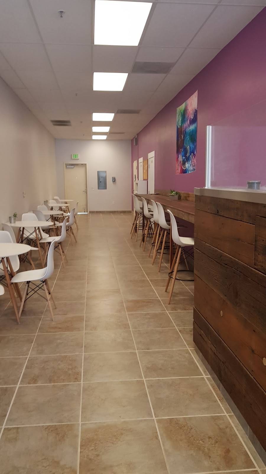 Pure Juice & Smoothie Lounge | restaurant | 3375 Port Chicago Hwy #30, Concord, CA 94520, USA | 9253751376 OR +1 925-375-1376