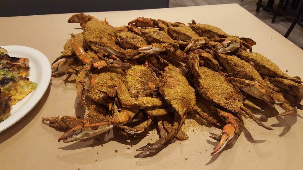 Mr. Bills Terrace Inn Crab House And Sports Bar | restaurant | 200 Eastern Blvd, Essex, MD 21221, USA | 4106875994 OR +1 410-687-5994