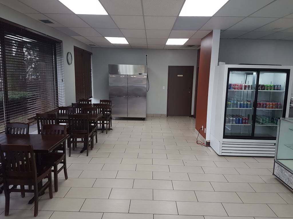 Grill House | restaurant | 1-825 Weber St E, Kitchener, ON N2H 1H5, Canada | 5197447455 OR +1 519-744-7455