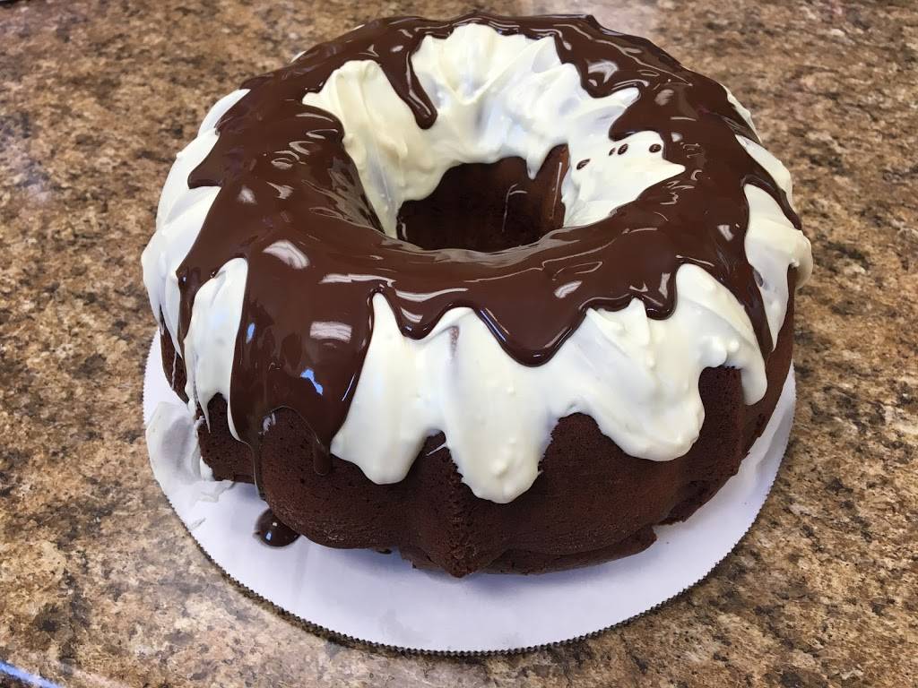 The Lemon Tree Tea House & Restaurant | cafe | 309 1st Ave W, Newton, IA 50208, USA | 6417922970 OR +1 641-792-2970