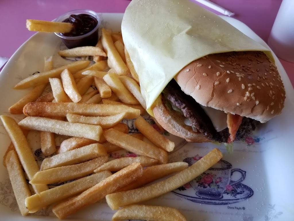 Joeys Burger | restaurant | 15324 Merrill Ave E, Fontana, CA 92335, USA | 9094291020 OR +1 909-429-1020