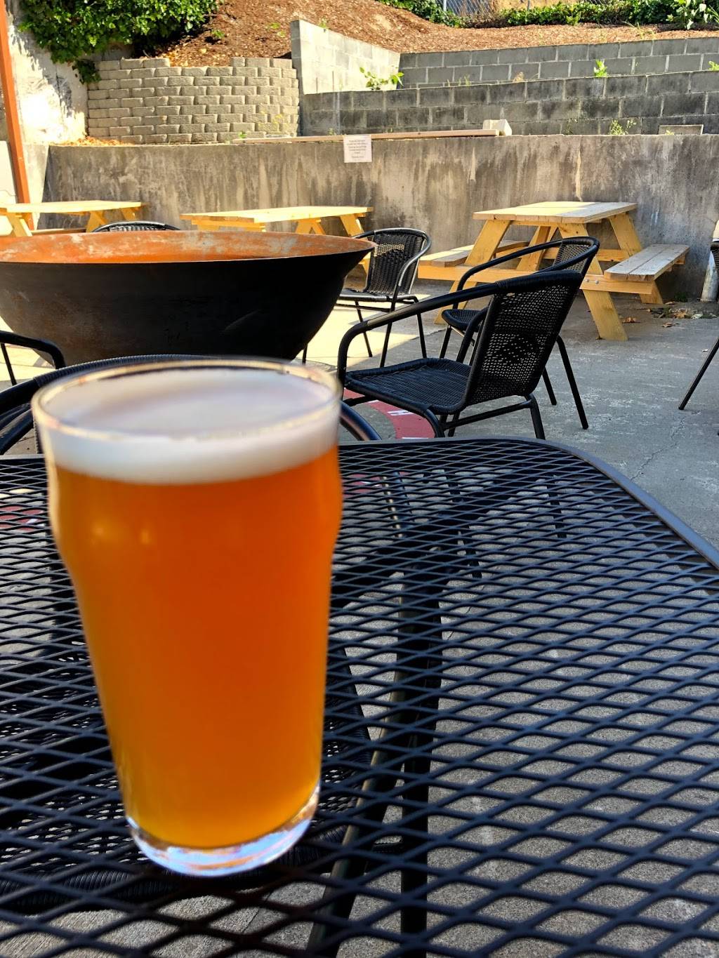 Beer Star | restaurant | 4328 6th Ave, Tacoma, WA 98406, USA | 2533007747 OR +1 253-300-7747