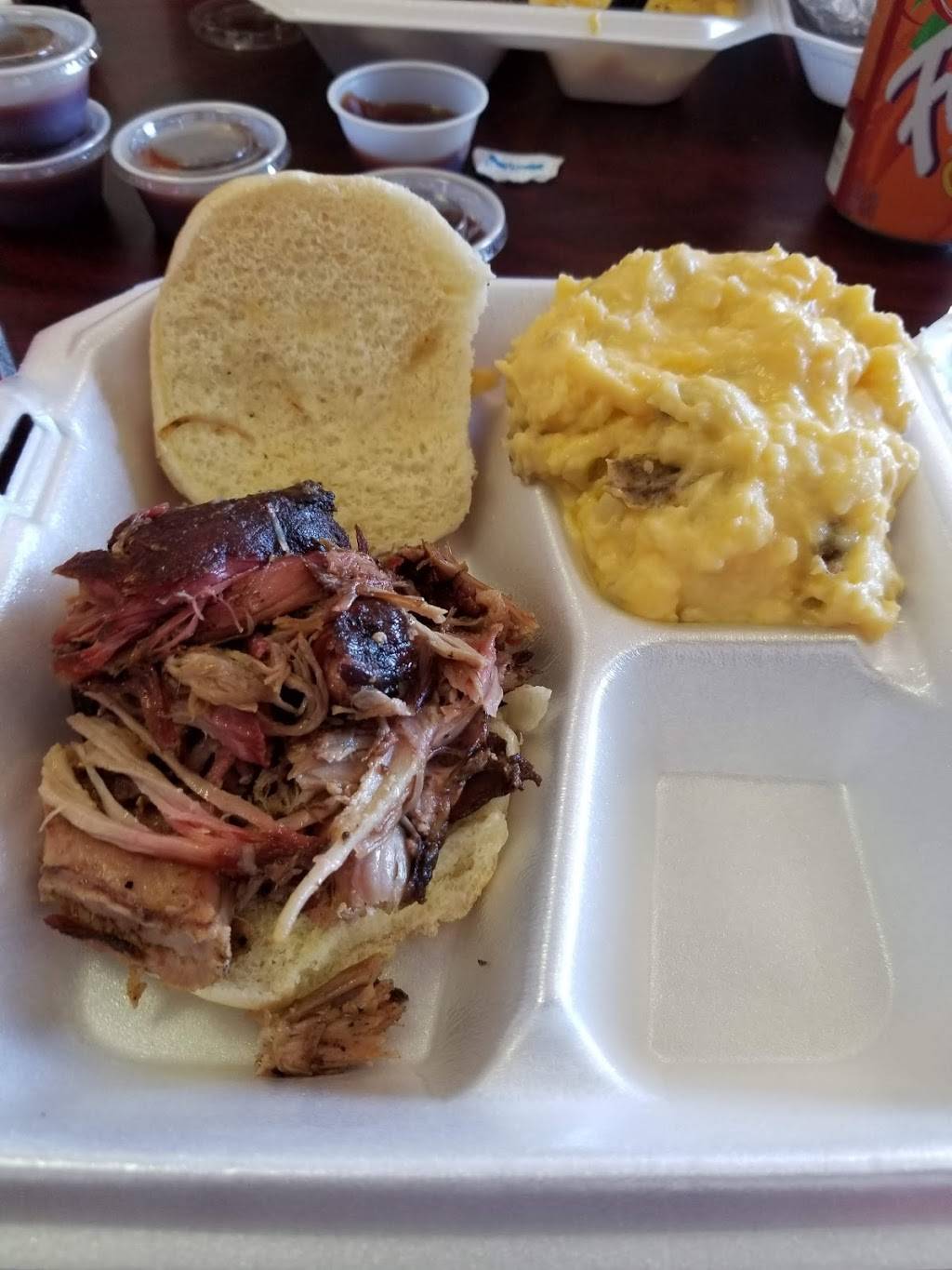 517 BBQ | restaurant | 427 E Oakland Ave, Lansing, MI 48906, USA | 5173089762 OR +1 517-308-9762