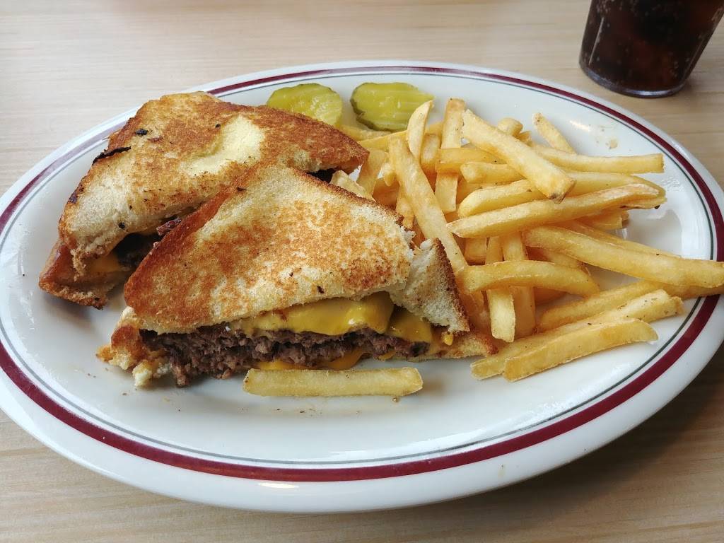 Huddle House | meal takeaway | 1405 S Main St, Blackstone, VA 23824, USA | 4342982149 OR +1 434-298-2149