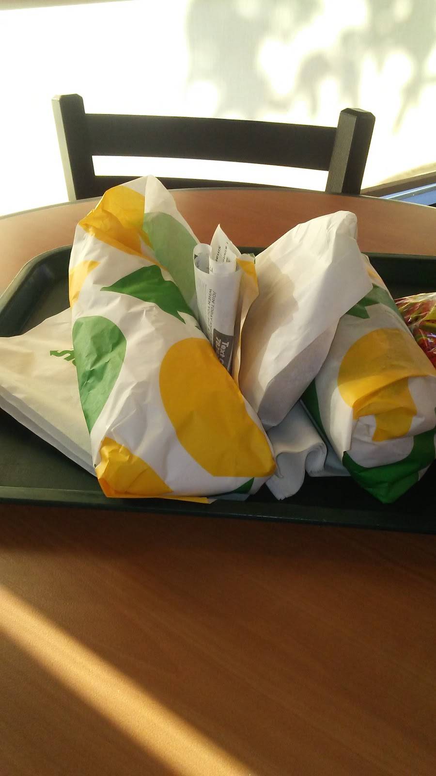 Subway Restaurants | restaurant | 120 S 7th Ave, La Puente, CA 91746, USA | 6263334470 OR +1 626-333-4470