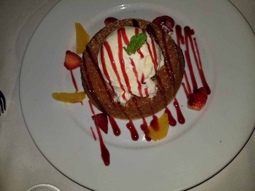 Mastros City Hall | restaurant | 6991 E Camelback Rd, Scottsdale, AZ 85251, USA | 4809414700 OR +1 480-941-4700