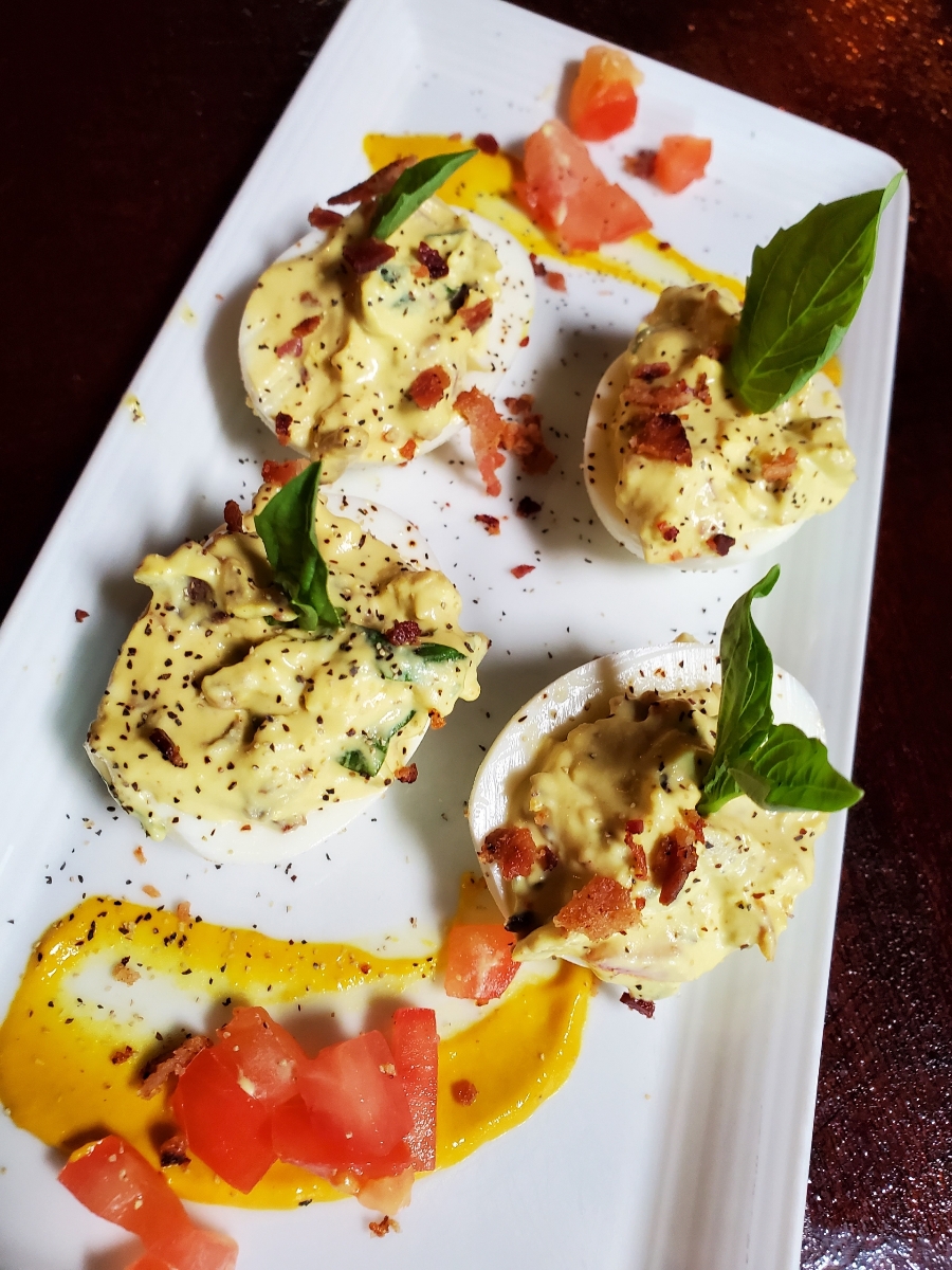 Oasis Restaurant & Bar | restaurant | 1525 4th St, Sarasota, FL 34236, USA | 9412175082 OR +1 941-217-5082