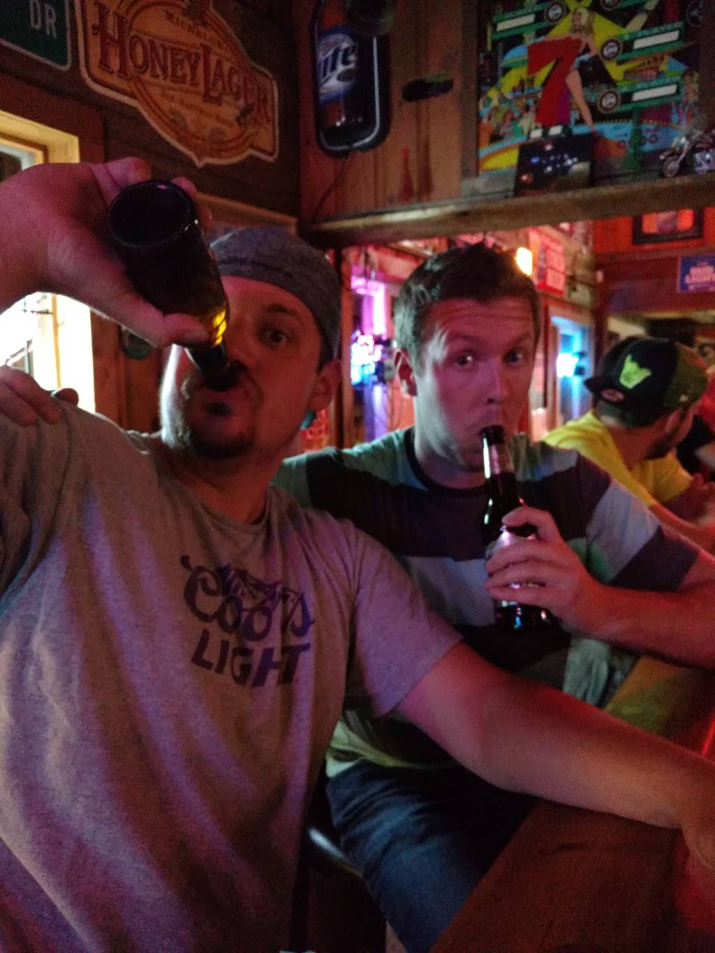 Blue Overall | restaurant | W5699 County Rd A, Elkhorn, WI 53121, USA | 2627424067 OR +1 262-742-4067