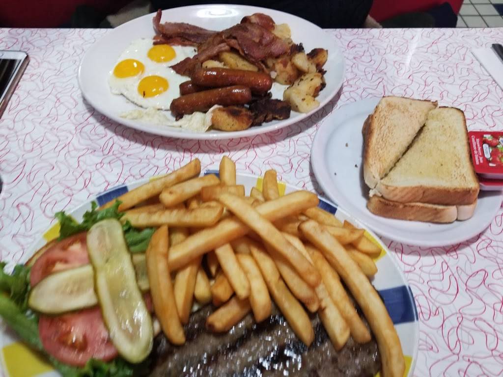 Wimpys Diner | restaurant | 590 Sheppard Ave W, North York, ON M3H 2S1, Canada | 4166357013 OR +1 416-635-7013