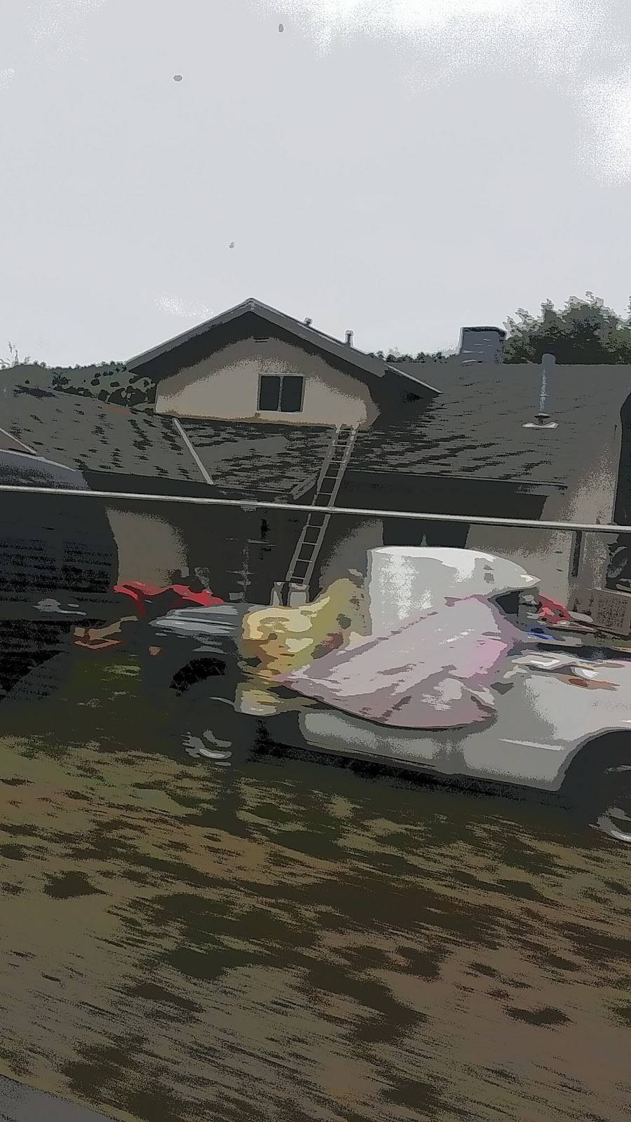 Grizzlys Food Court | restaurant | 681 S Reservation Rd, Porterville, CA 93257, USA | 8009033353 OR +1 800-903-3353