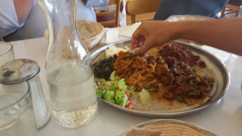 Ras Dashen Restaurant | restaurant | 2801 E Cherry St, Seattle, WA 98122, USA | 2067097626 OR +1 206-709-7626