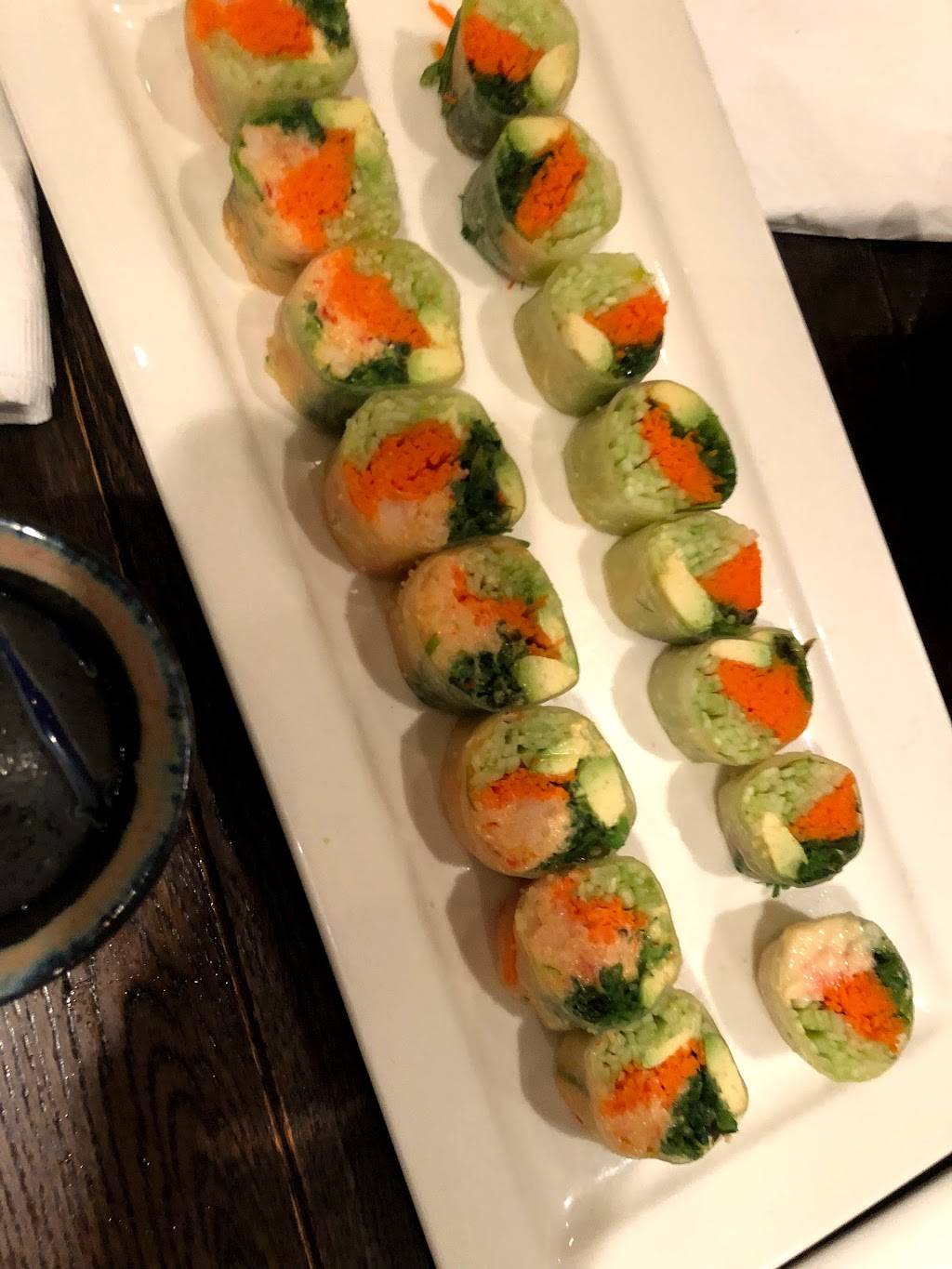 Takara Sushi | restaurant | 150-11 14th Ave, Whitestone, NY 11357, USA | 7187471465 OR +1 718-747-1465