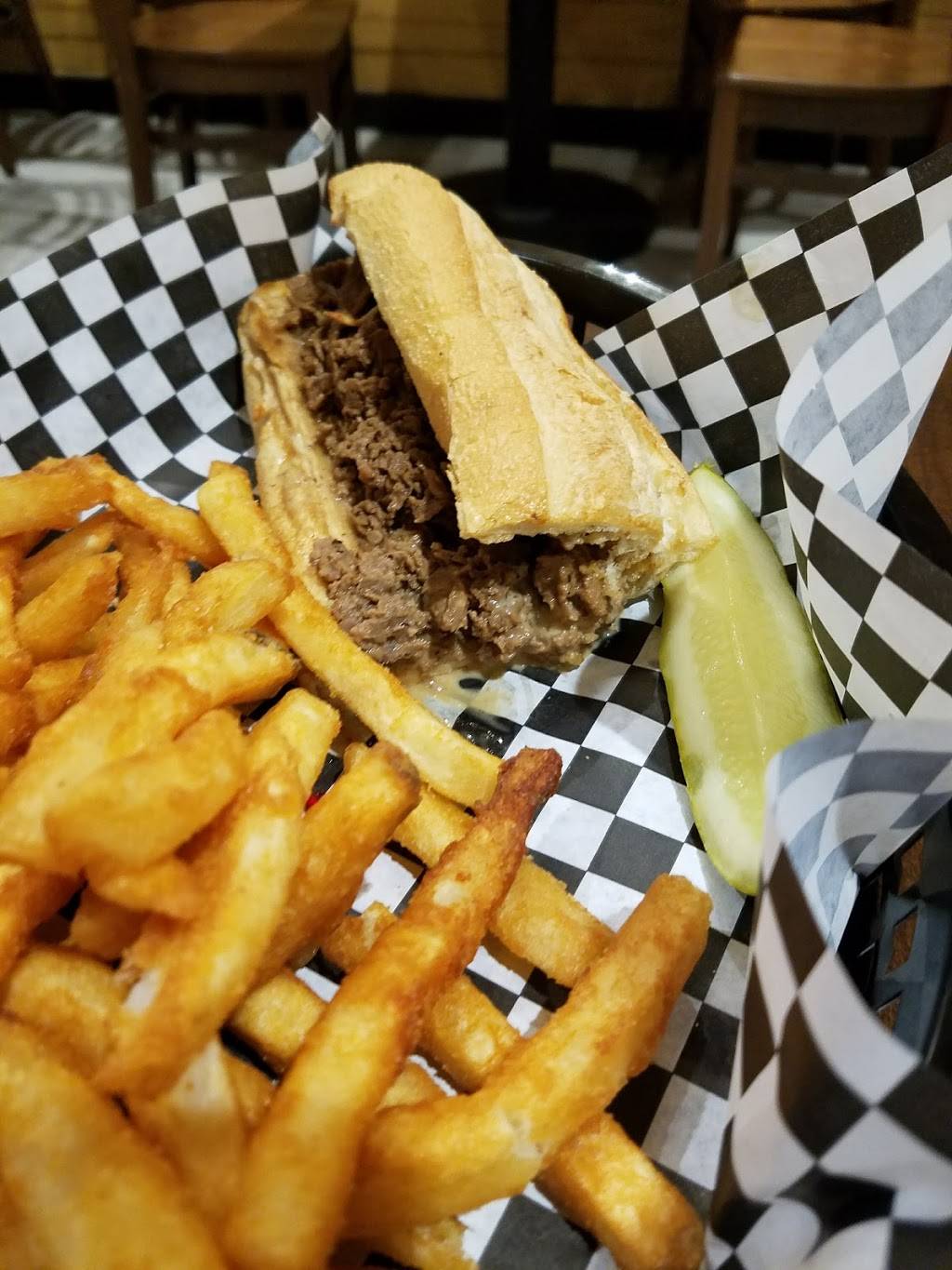 Mamas Chicken Kitchen | restaurant | 1244 East Pkwy, Gatlinburg, TN 37738, USA | 8654121333 OR +1 865-412-1333