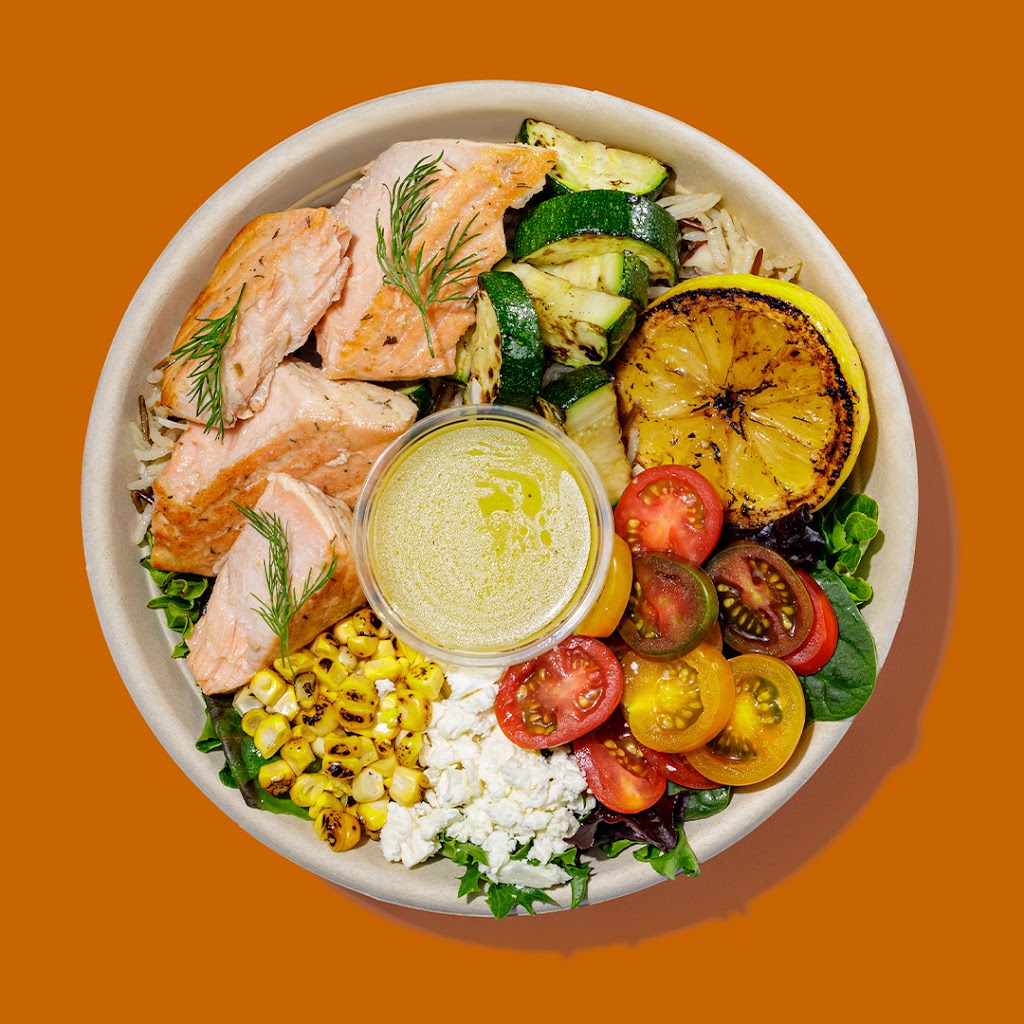 Roadtrip Bowls Made by Lazy Dog | restaurant | 7965 N Blackstone Ave, Fresno, CA 93720, USA | 5596915300 OR +1 559-691-5300