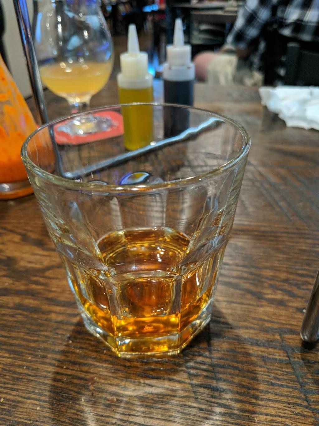 CRAFT 64 | restaurant | 68 W Buffalo St, Chandler, AZ 85225, USA | 4802473002 OR +1 480-247-3002