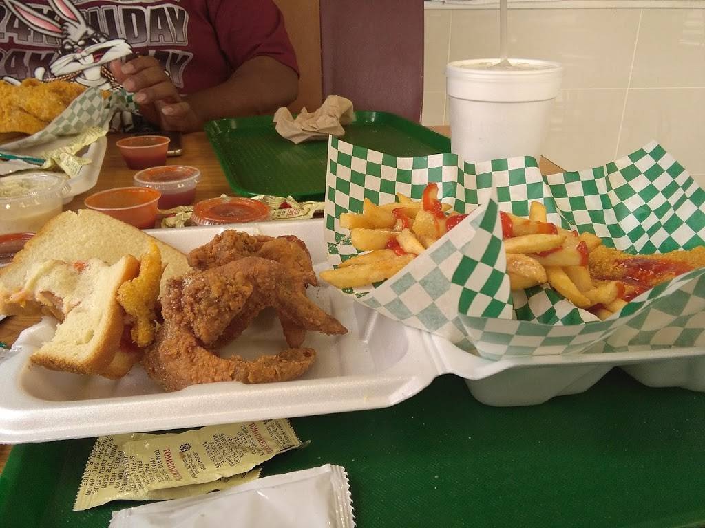 Sharks Fish & Chicken | restaurant | 1551 N Missouri St, West Memphis, AR 72301, USA | 8706295253 OR +1 870-629-5253