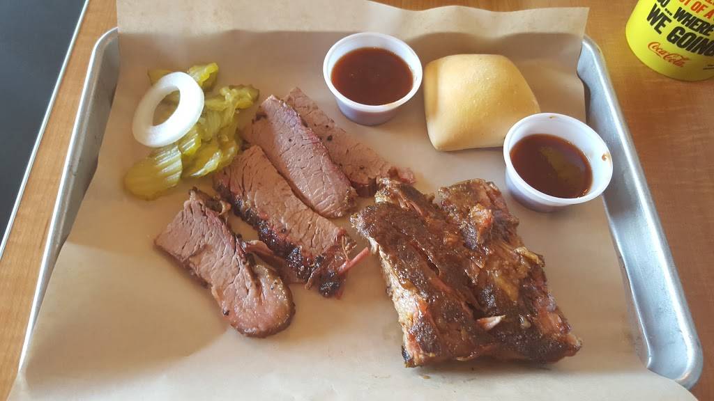 Dickeys Barbecue Pit | restaurant | 1109 Bay Area Blvd Ste B, Houston, TX 77058, USA | 2812867427 OR +1 281-286-7427