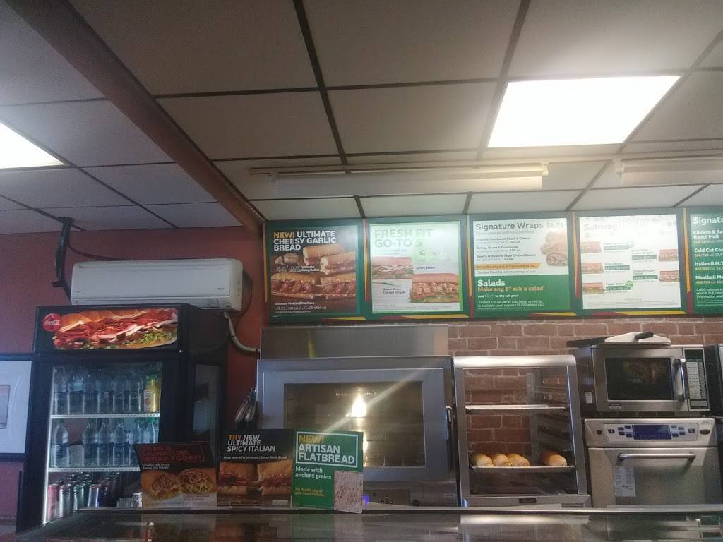 Subway | meal takeaway | 2533 S Seneca St, Wichita, KS 67217, USA | 3162693222 OR +1 316-269-3222