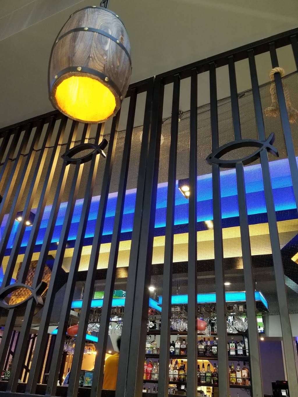 Ocean Blue Seafood & Bar | restaurant | 6600 Stage Rd #118, Bartlett, TN 38134, USA | 9013215189 OR +1 901-321-5189