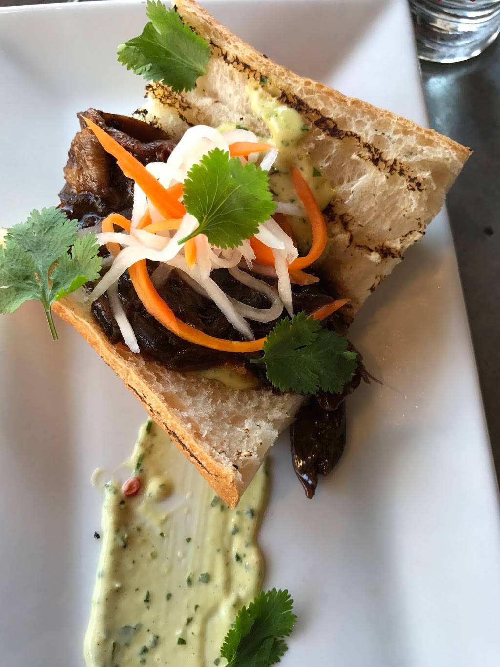 The Silverspoon | restaurant | 503 Lancaster Ave, Wayne, PA 19087, USA | 6106887646 OR +1 610-688-7646